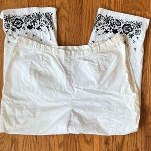 Susan Bristol Casual  Embroidered Pants